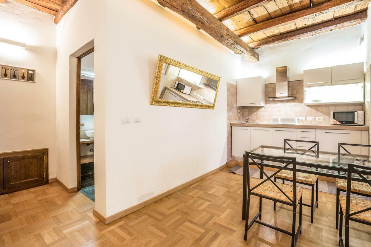 Palazzo Bocchi - The Place Apartments Bologna Exterior photo